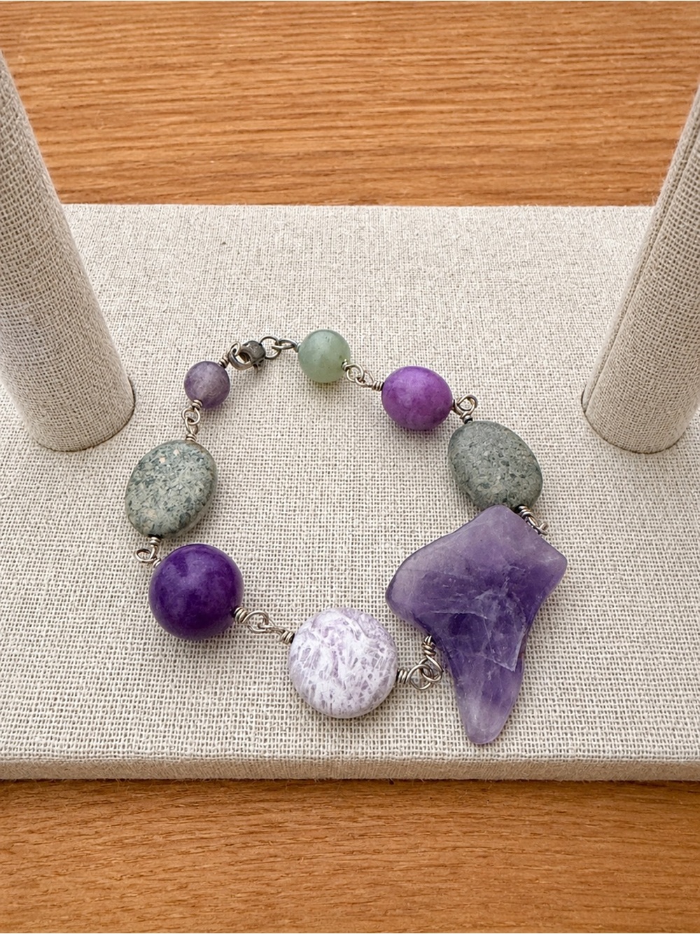 Handcrafted Purple Jade and Mixed Gem Beaded Bracelet, EUC